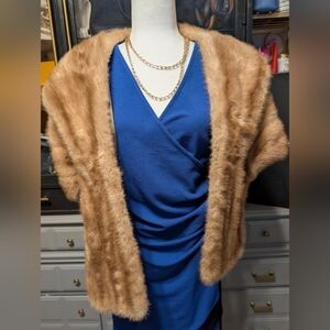 Chic Blonde Mink Stole